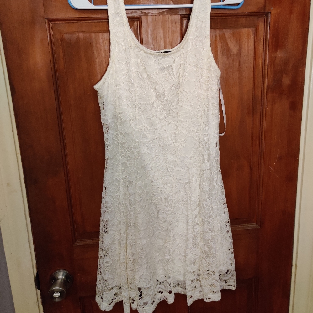 White lace dress